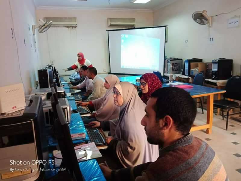 بالصور|  استمرار دورة تدريب مديرى المواقع بابوقرقاص
