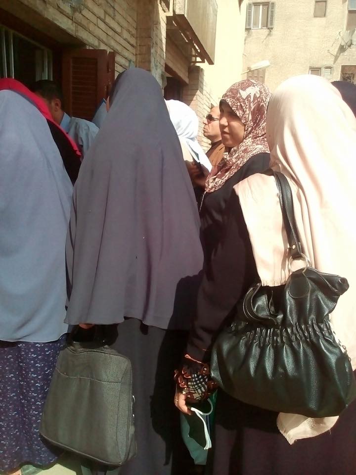 مرضي التأمين الصحي بشبراخيت يستغيثون من سوء المعاملة