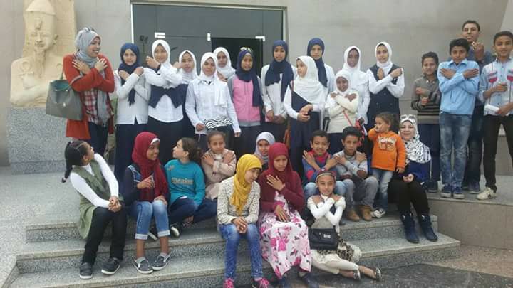 متحف السويس القومي يستقبل  الطلاب المتفوقين  بمدرسة الرائد