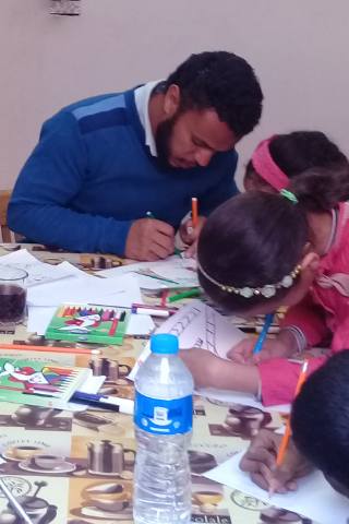 ورشة فنون تشكيلية بثقافة سمالوط بالمنيا