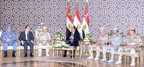 تفاصيل لقاء السيسى بقادة القوات المسلحة والشرطة المدنية بمسجد المشير طنطاوى