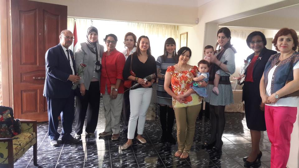 قنصل كوبا بالقاهرة تحتفل باليوم العالمى للمرأه