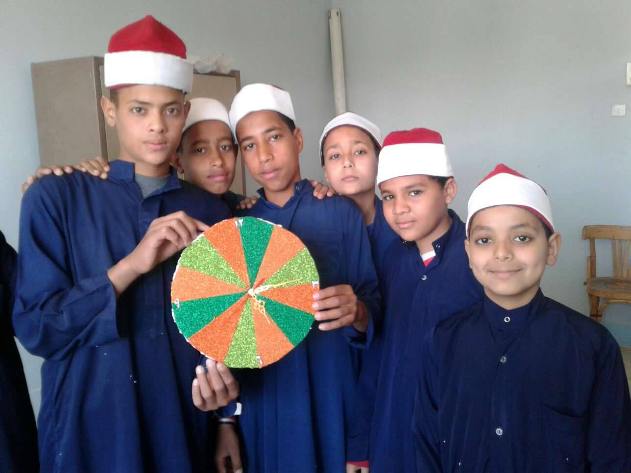 تواصل ورشة نادى علوم الطفل بمعهد مبارك محمد علي الاعدادي بقنا