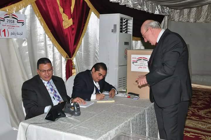 الجاليه المصرية بالسعودية تدلى بصوتها فى الانتخابات الرئاسية