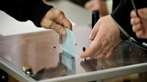 كان عائدا بـ بطاقات الانتخاب .. أول قرار بعد مصرع رئيس لجنة في المنيا