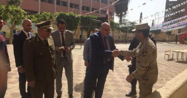 مدير أمن القليوبية في جولة تفقدية علي اللجان العامة للانتخابات الرئاسية