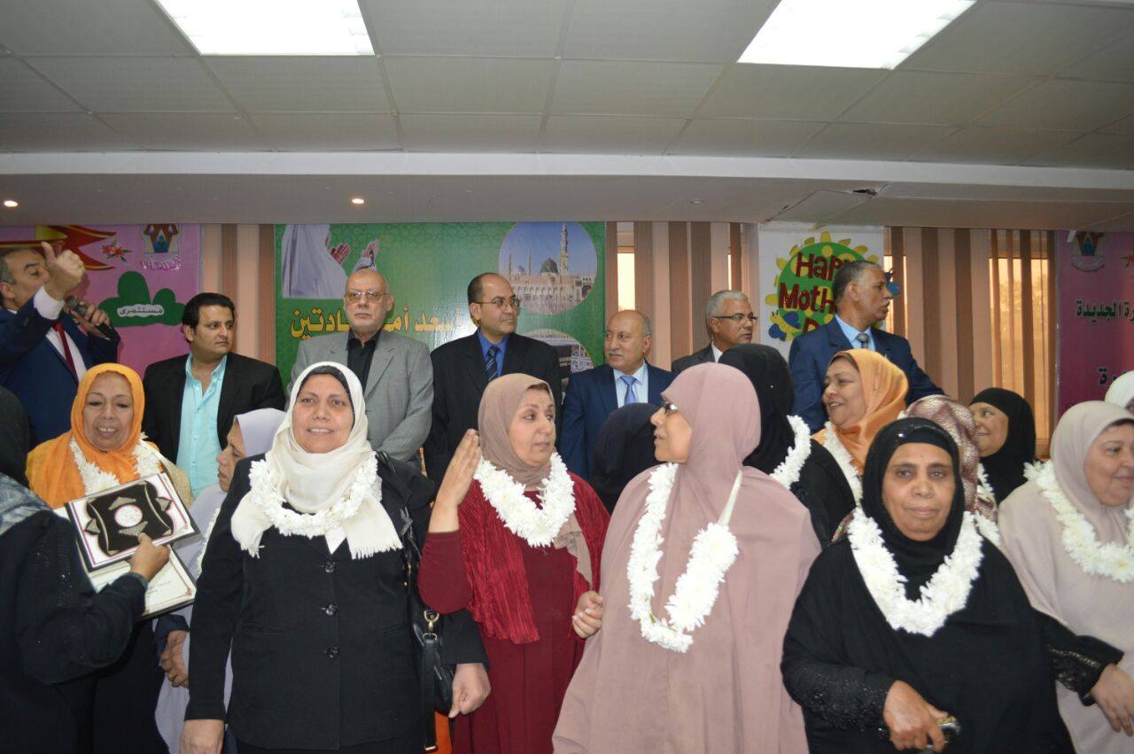 رئيس الجهاز: تكريم 46 أماً مثالية بمدينة القاهرة الجديدة