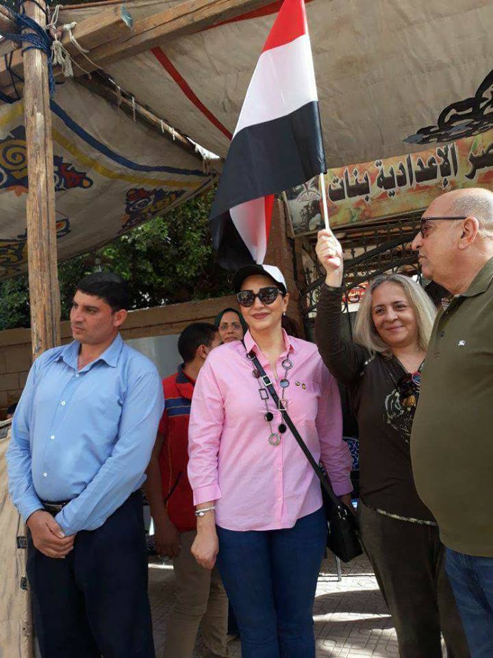 الفنانة وفاء عامر تعرب عن أعتزازها الكبير بمصريتها