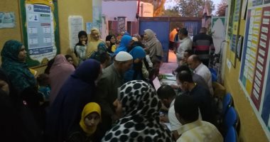 محافظة الوادي الجديد تشهد أعداد كبيرة من سيدات وكبار سن بلجان الانتخابات الرئاسية