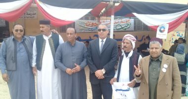 مواطني برج العرب غرب الإسكندرية يتوافدون على اللجان للإدلاء بأصواتهم