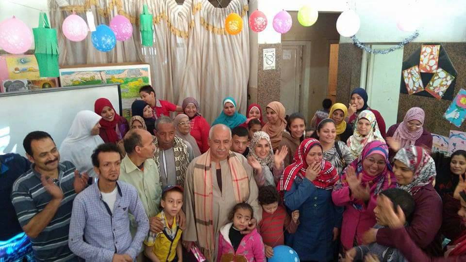 احمد بهاء الدين تشارك ذوى الإحتياجات الخاصة احتفالهم بعيد الأم اسيوط