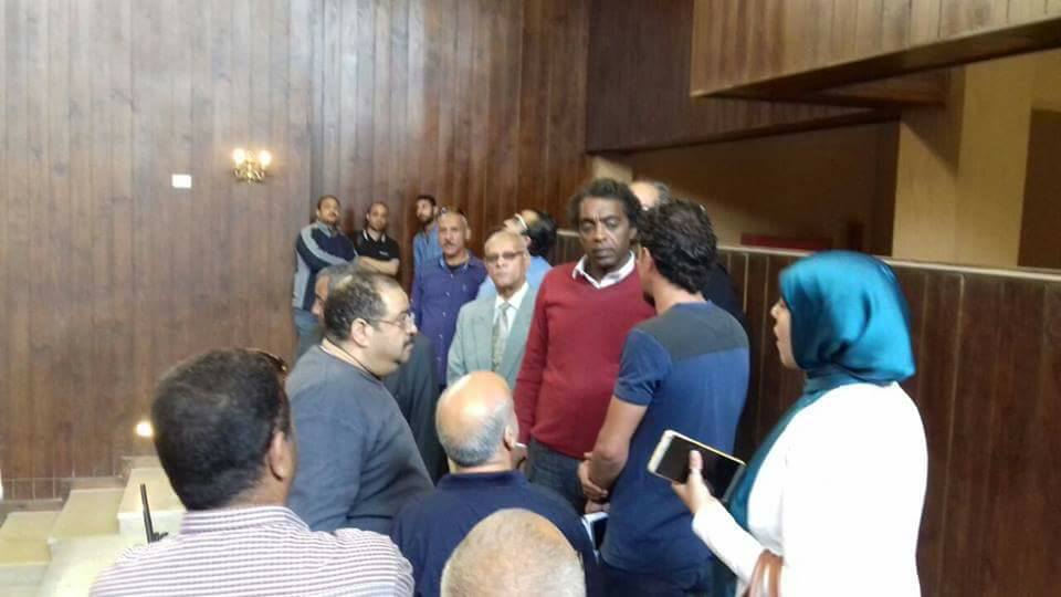 عواض يتفقد إنشاءات قصر ثقافة الزعيم جمال عبد الناصر بأسيوط
