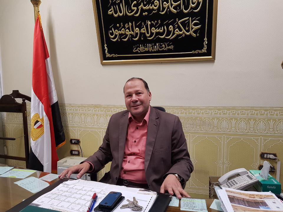 تكريم رئيس شركة البحيرة لتوزيع الكهرباء لمساهمته الفعالة في الإنتخابات الرئاسية