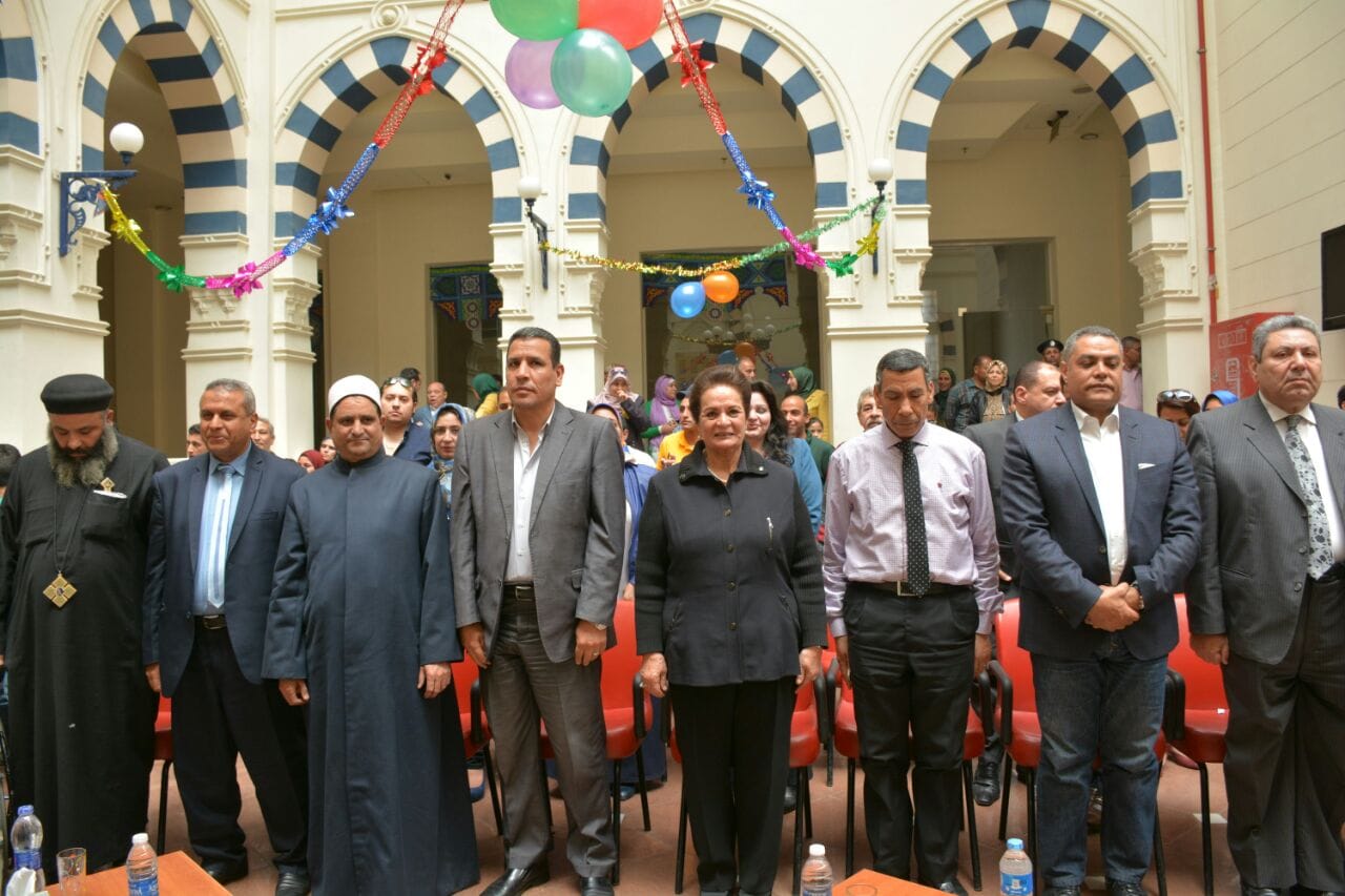 بالصور .. فعاليات احتفالية يوم اليتيم بمركز الابداع الفني