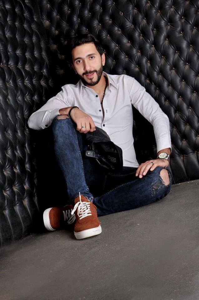 المطرب الصاعد إسلام سيمو يطرح كليب ”علي حق ”