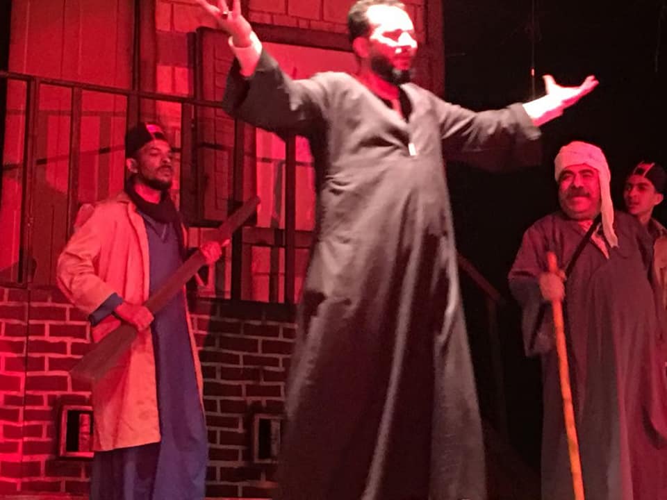 فرقة الفلاحين تتالق بعرضها المسرحى ثورة فلاحين بثقافة الدقهلية