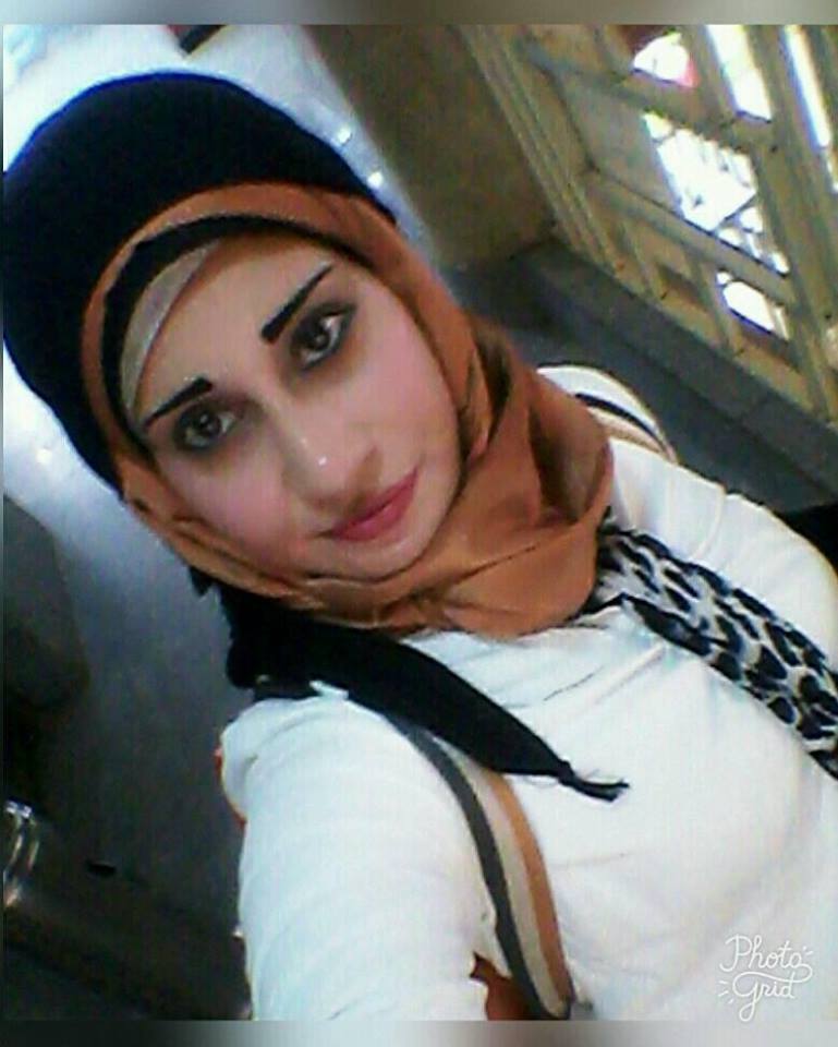 مى يوسف تكتب شهادة عذرية