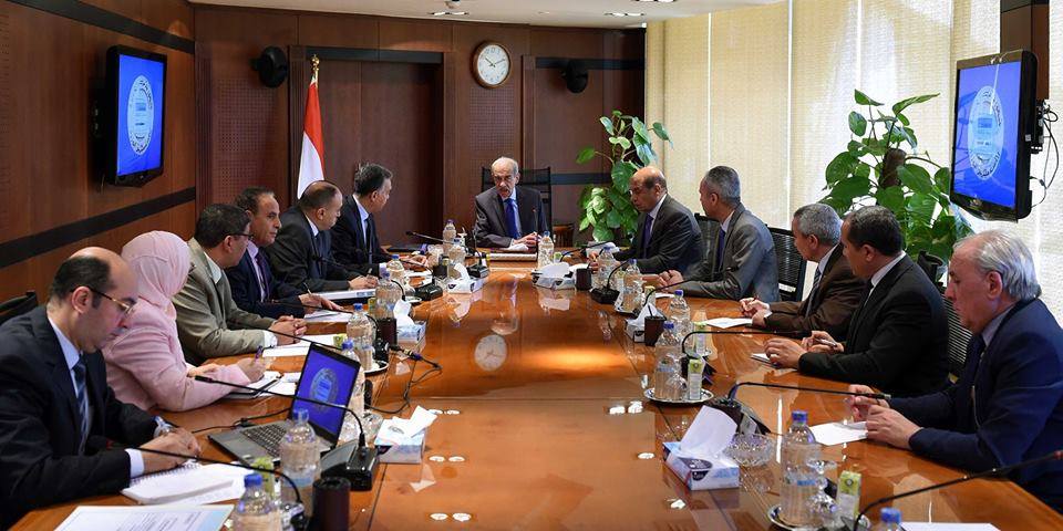 التعاقد علي تصنيع وتوريد 140 عربة نقل بضائع خلال الأسبوع الحالي