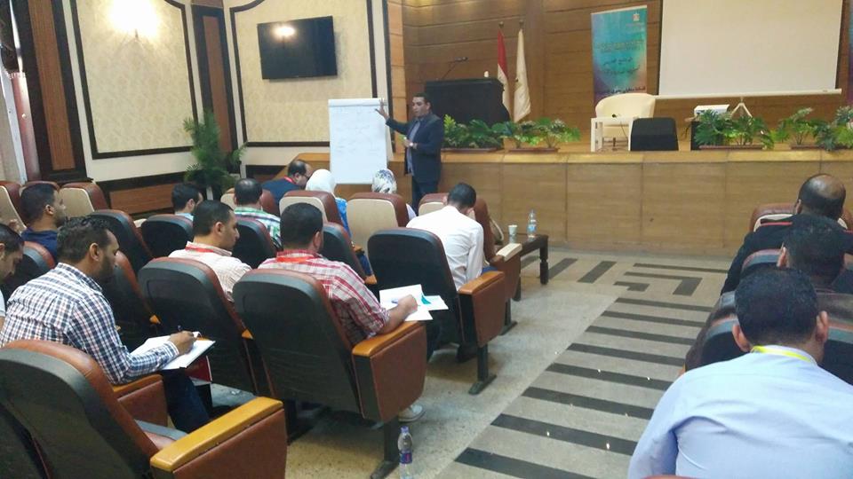 وزارة الشباب والرياضة تواصل تطوير السياسات العمل بمراكز الشباب