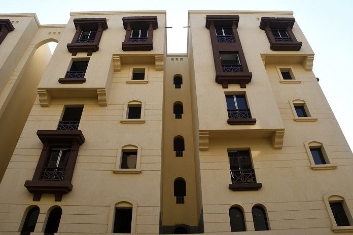 وزير الإسكان يتفقد الوحدات السكنية المنفذة بمشروع روضة السيدة