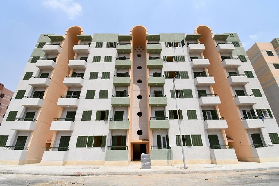 وزير الإسكان: 4900 وحدة سكنية لتطوير العشوائيات بمشروع ”المحروسة 1و2” جاهزة فى منتصف مايو المقبل