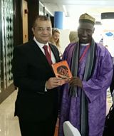 بالصور. ... محمد دهشان يوقع كتاب ”ذاتى .الجاذبية نحو تحقيق الذات ”