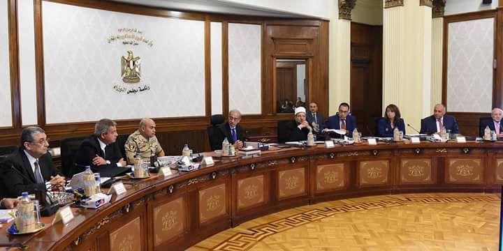 مجلس الوزراء يوافق على مشروع قانون بإنشاء جهاز تنظيم النقل البرى الداخلى والجوى