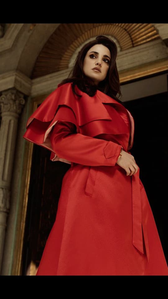 الفنانة دره تحصل علي أفضل ممثلة دراما عن مسلسل الشارع اللي ورانا