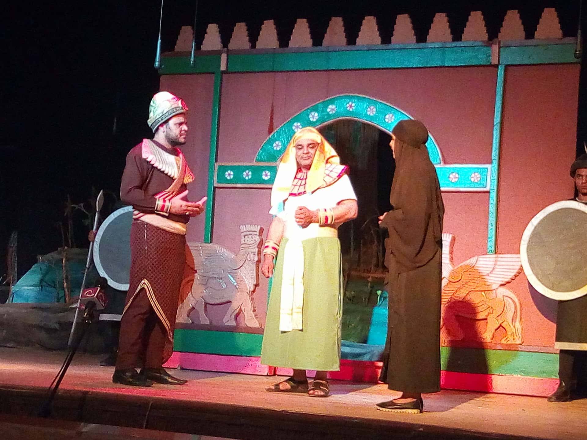 لجنة مشاهدة عرض ” ايزيس” لفرقة اسوان القومية