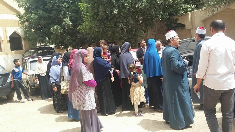 الأزهر ينظم قافلة كسائية دينية بمحافظة بني سويف