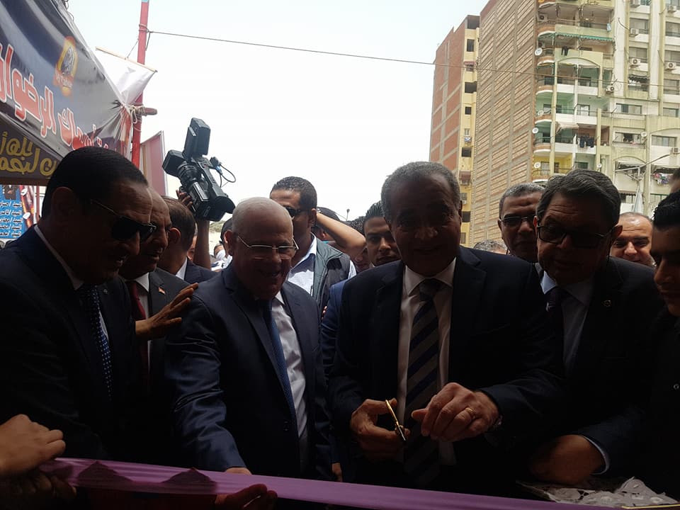 وزير التموين يفتتح معرض اهلا رمضان بورسعيد