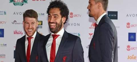 محمد صلاح يفوز بجائز الأفضل في ليفربول