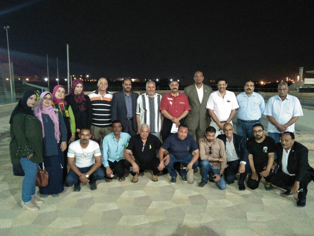 المصرى الدولى لحقوق الأنسان والتنمية يوزع كراتين رمضان بالسويس