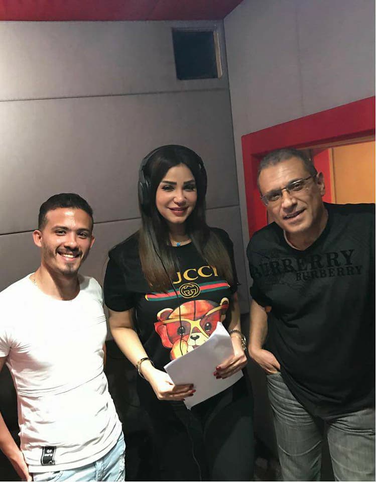 ايناس عز الدين تشارك أحمد حلمي في المسلسل الاذاعي ”لمس اكتاف”