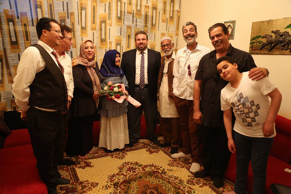 رئيس الهيئة يزور الفنانة القديرة حميدة الخوجة