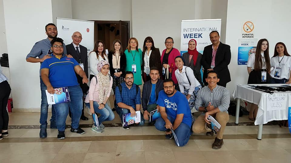 بالصور.. جامعة مصر للعلوم والتكنولوجيا تشارك بوفد من الأساتذة والطلاب في مبادرة «international week» برومانيا