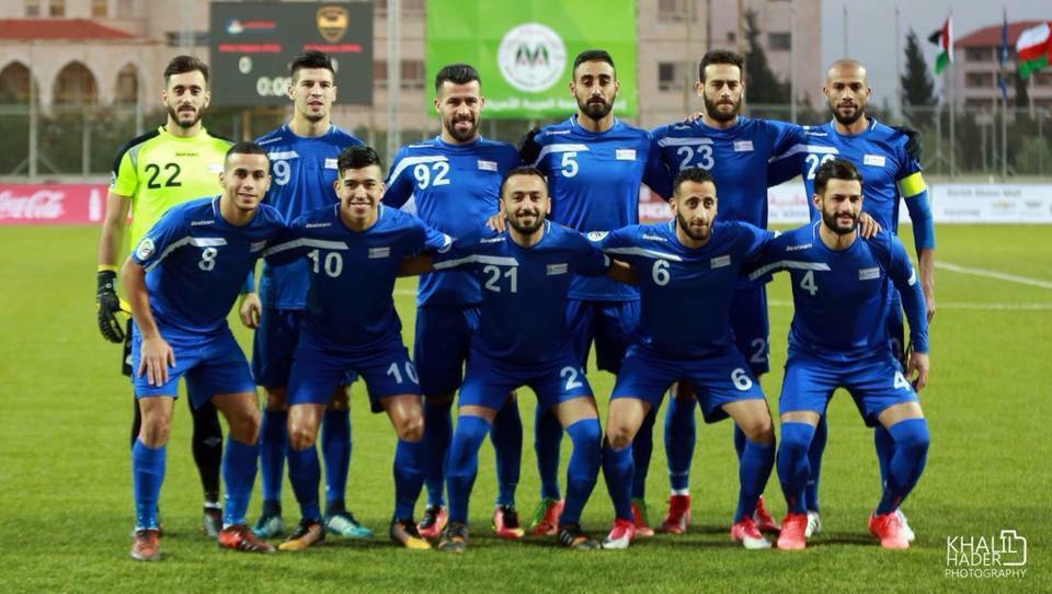 الهلال والثقافي يواصلان تحضيراتهما لنهائي الكأس الخميس