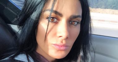 صبا مبارك تقع في حب عمرو يوسف فى مسلسل طايع