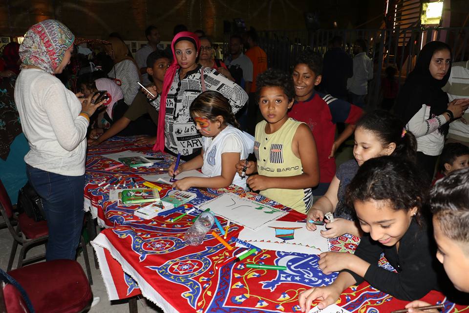 طرب وسمسمية على سور القاهرة الفاطمية