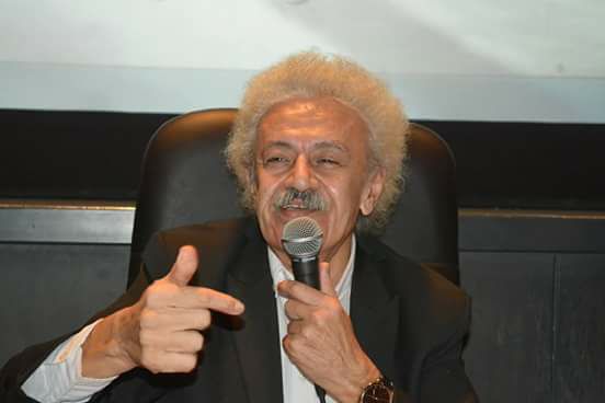 مشوار احمد فؤاد درويش في صالون الاوبرا الثقافي