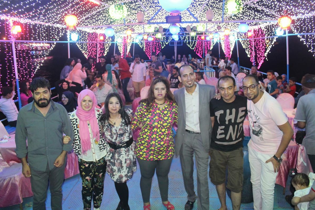 نجوم الفن في ضيافة الصحفية نور زايد ” فطار جماعي ” بباخرة نيلية