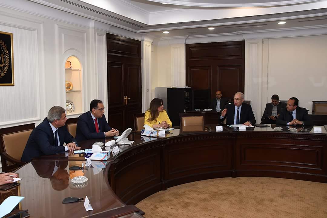وزيرا الإسكان والشباب والرياضة يتابعان خطوات تنفيذ 3 صالات رياضية مغطاة استعداداً لكأس العالم لكرة اليد 2021