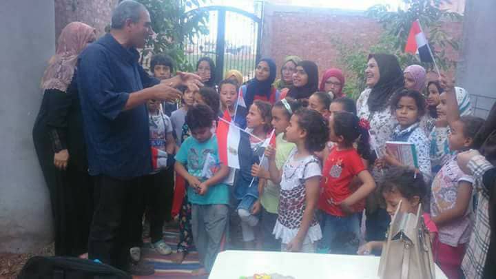 بالصور .. تألق ثقافة أبو حماد خارج الجدران