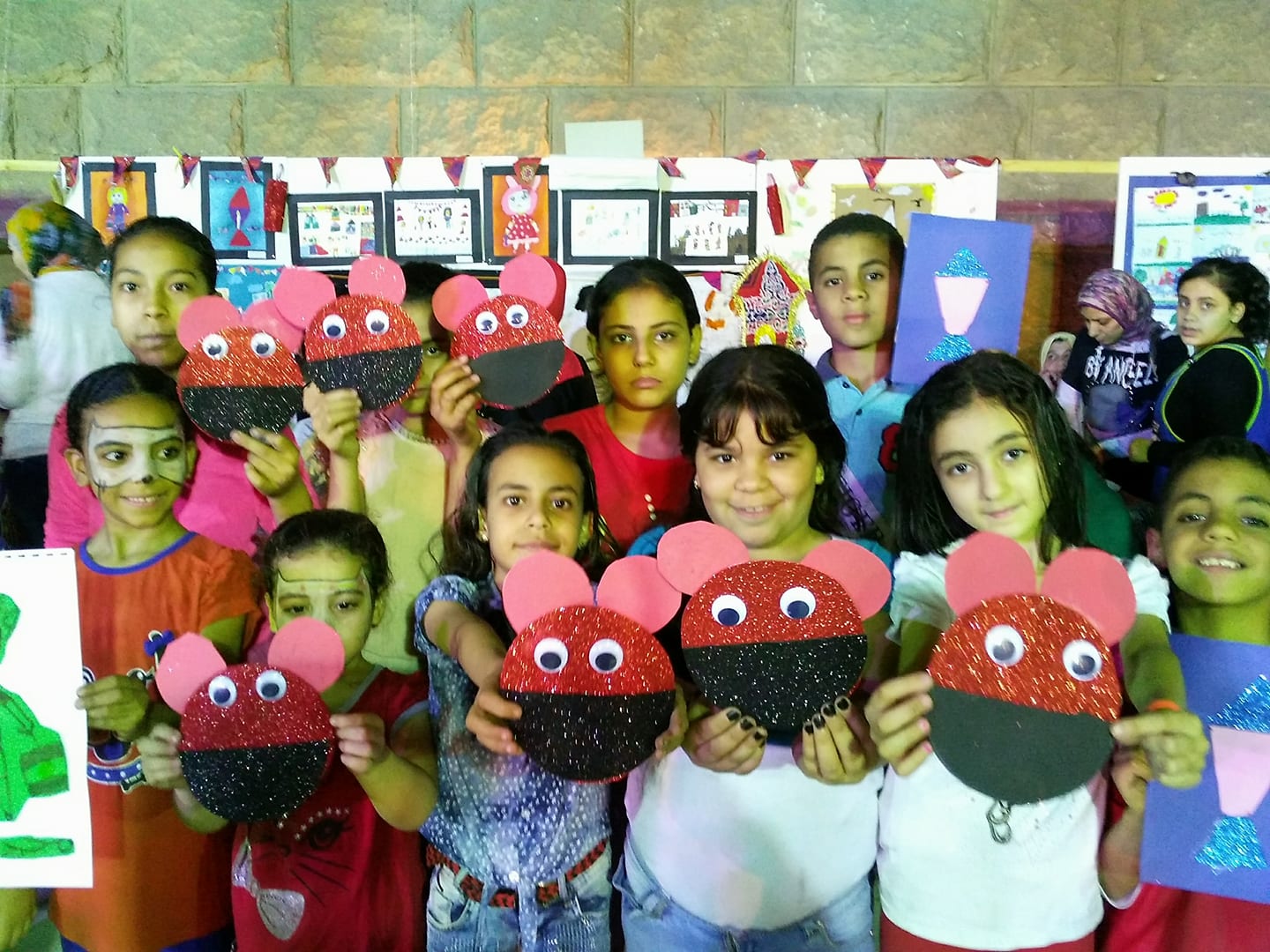 ورشة عمل اقنعة لشخصيات ديزنى ضمن فعاليات ليالى رمضان بسور القاهرة الشمالي