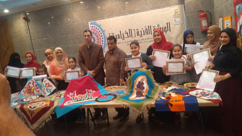 خاطر ونصرت بختام الورشة الفنية الخيامية