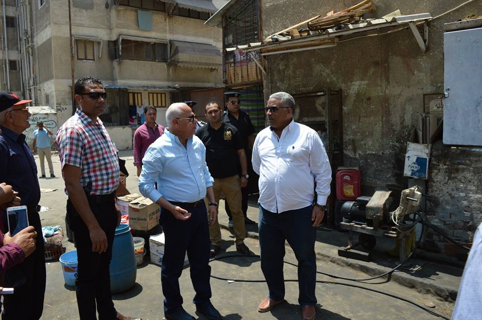 محافظ بورسعيد يكلف رؤساء الاحياء بازالة مغاسل السيارات الغير قانونية