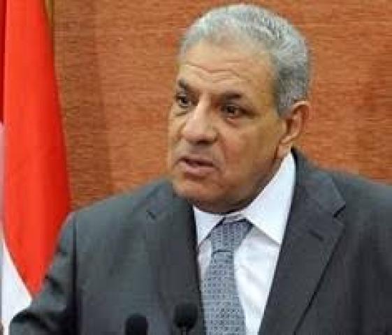 محلب علي مائدة الإفطار مع محافظ شمال سيناء والنواب