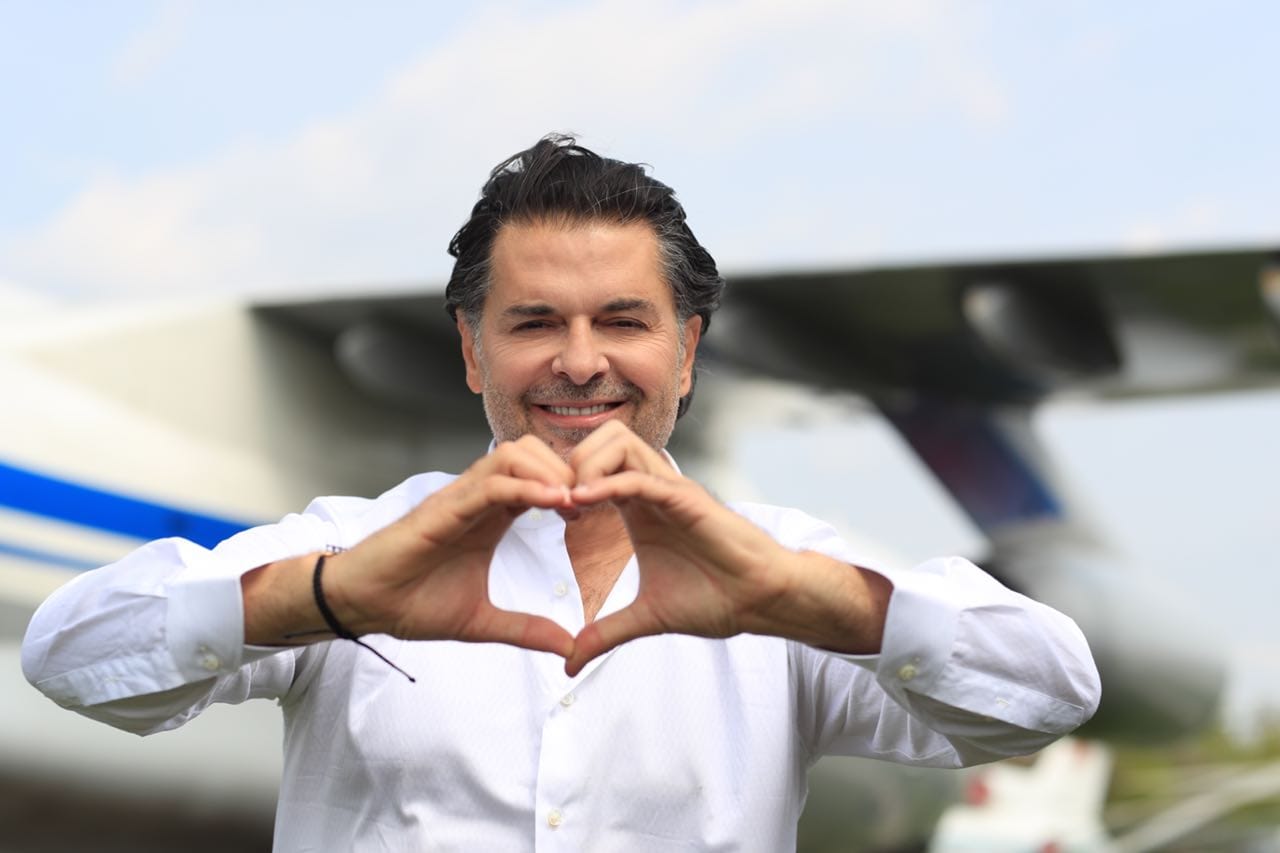 الفنان راغب علامة راغب علامة يعايد جمهوره السعودي