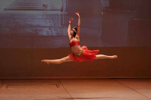 انطونيوا وكليوباترا يرقصان بالآوبرا الآيطاليه