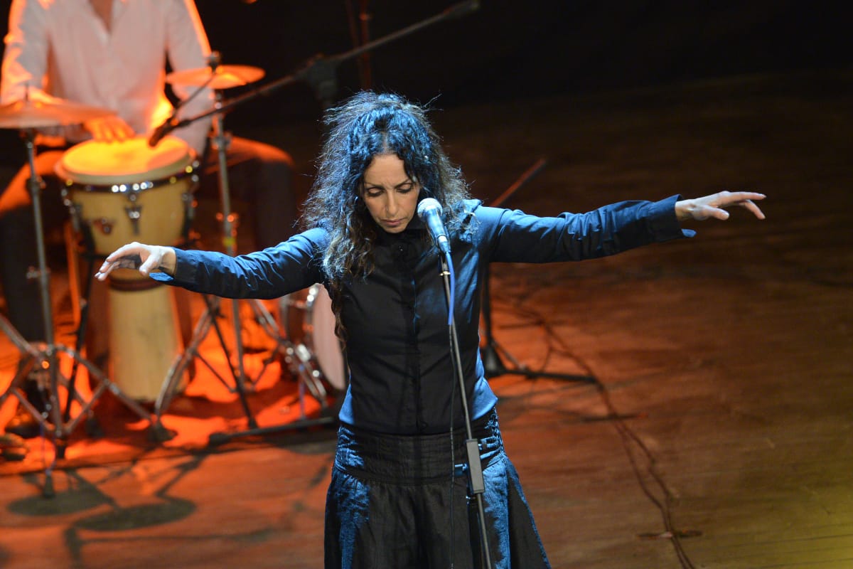 الجزائرية كريمة نايت تبدأ جولتها الفنية الصيفية من فرنسا